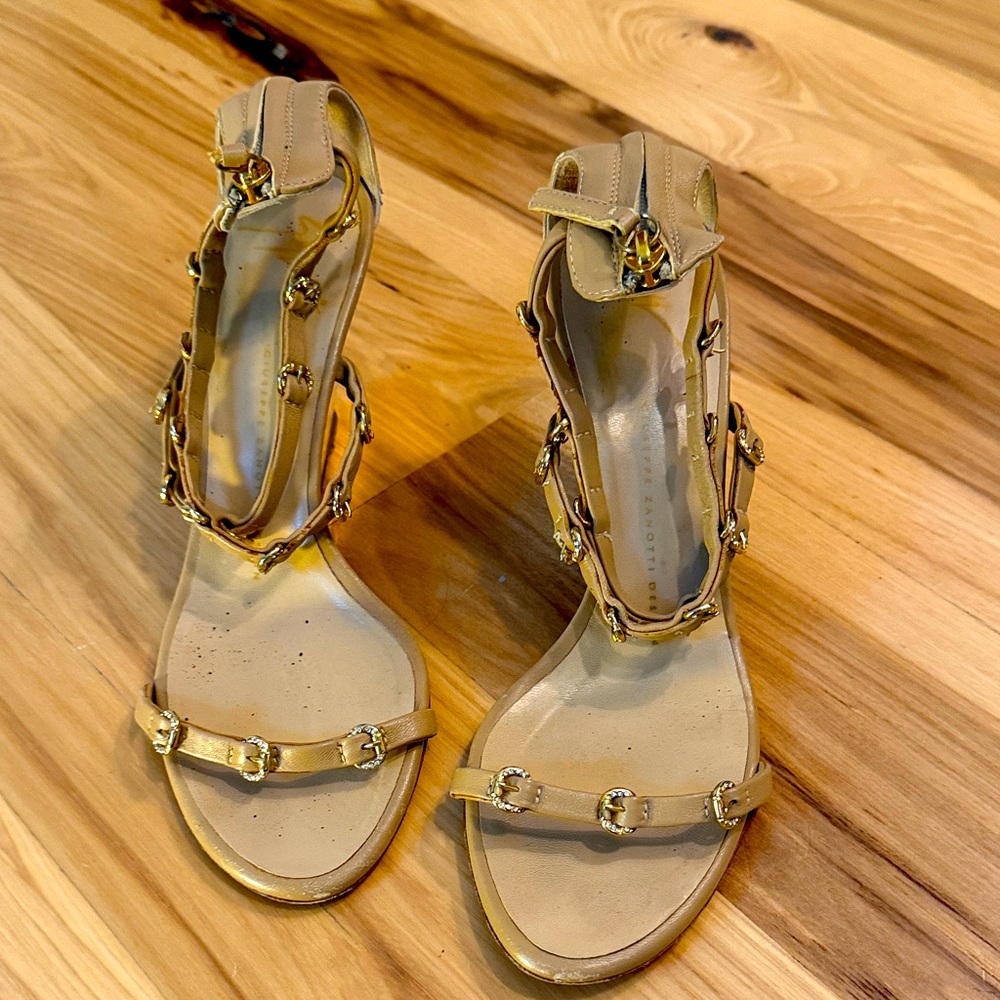 Giuseppe Zanotti Gold Women's Sandals